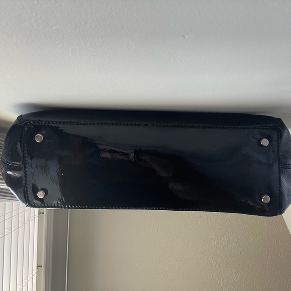 Kate Spade Tote, Black & White, Patent & Canvas - Picture 4 of 10